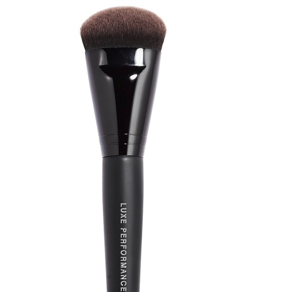 bareMinerals Other - LUXE PERFORMANCE BRUSH bareMinerals Other - LUXE PERFORMANCE BRUSH